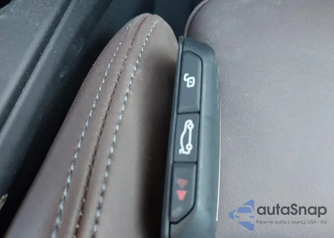 2025 BMW 228 Gran Coupe xDrive z USA, uszkodzony, nr VIN WBA23GG02S7S55397